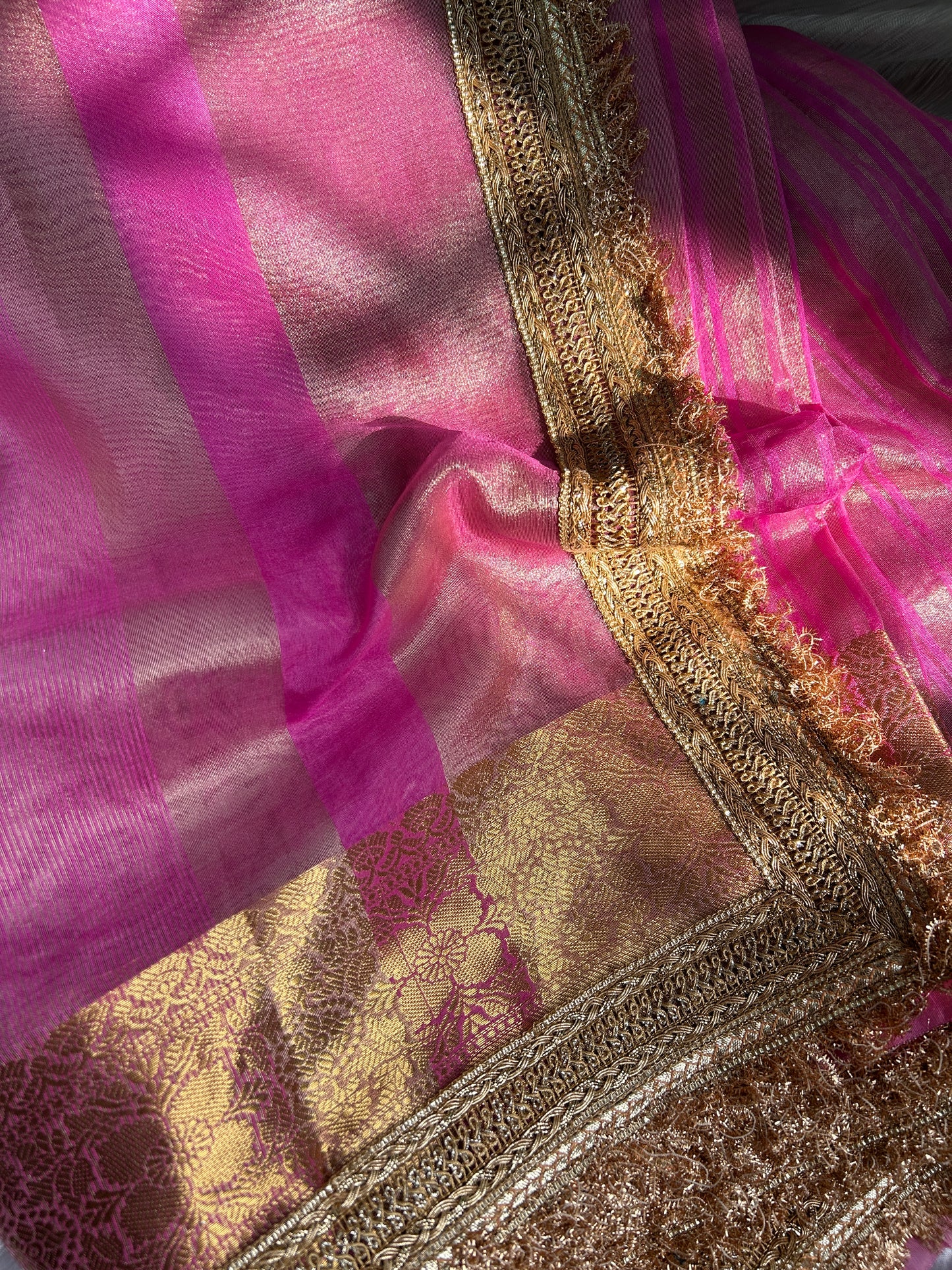 Malika Tissue Silk Saree (Lilac)