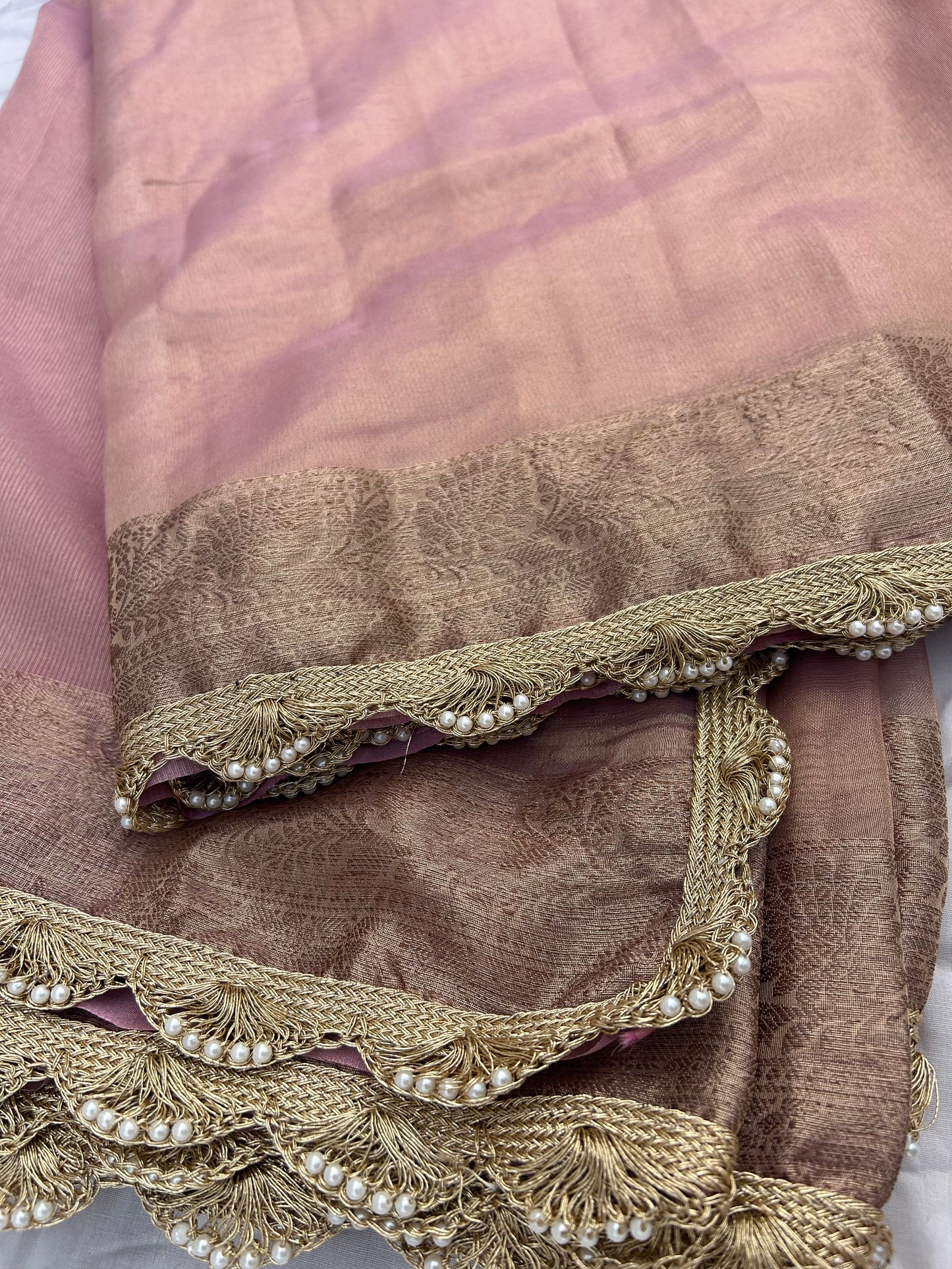Gulabi Noor Saree