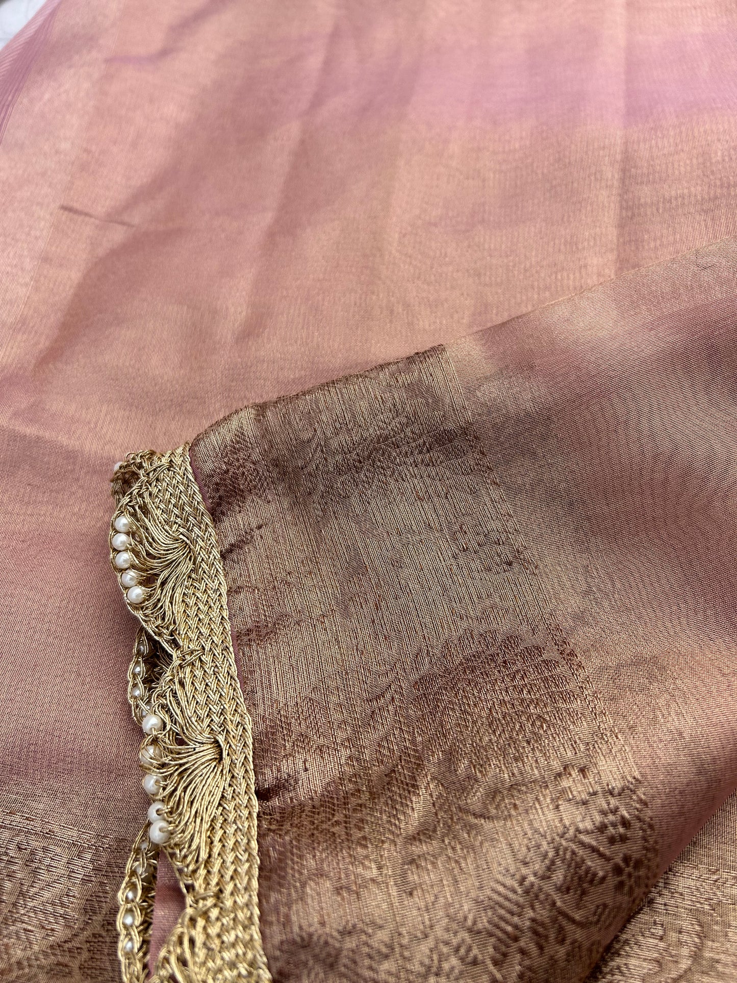 Gulabi Noor Saree