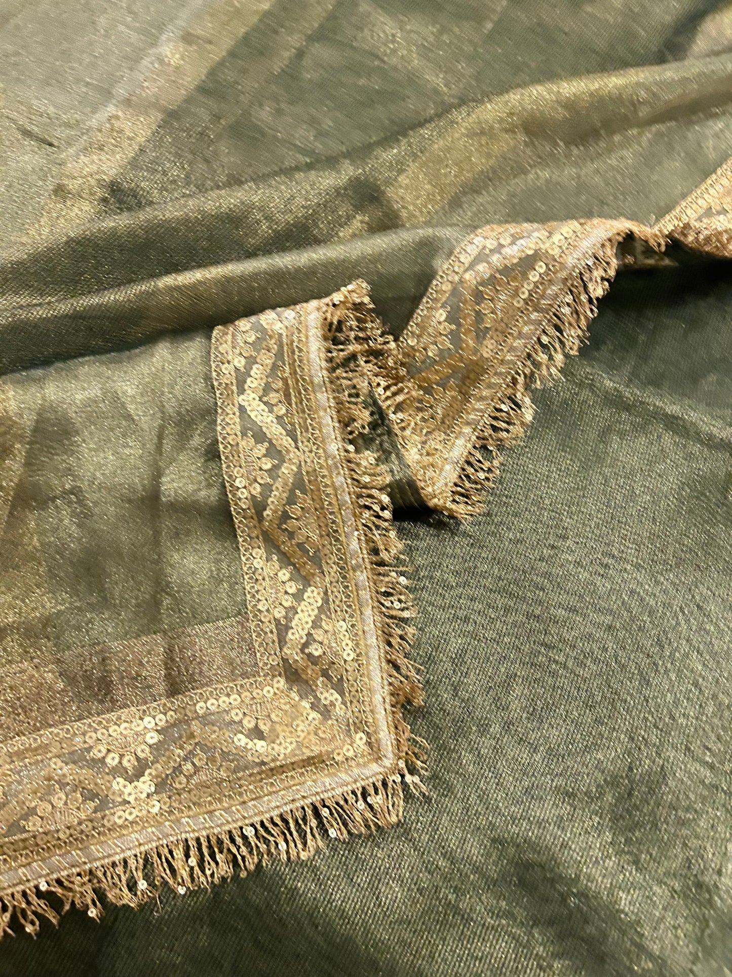 Zaitoon Tissue Saree (Grey-Green)