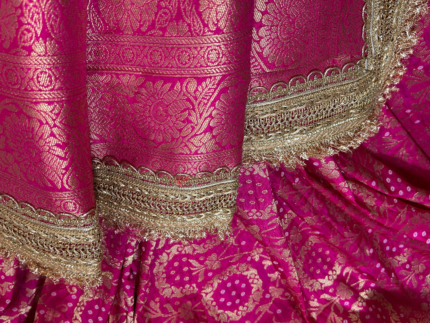 Noor Jahan Bandhej Banarasi Saree (Rani Pink)